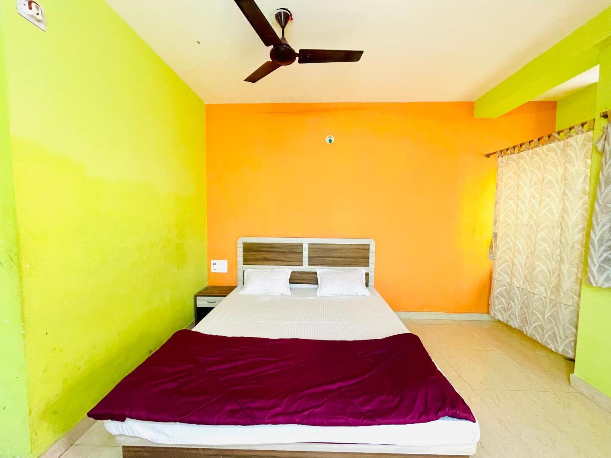 Hotel Falcon House ! Puri - Shriyash Group Exterior photo